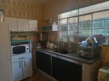 Casa térrea de 140m² | 03 dormitórios, sendo 01 suíte e 02 vagas de garagem | Bosque dos Eucaliptos - São José dos Campos |