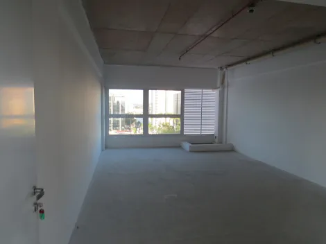 Sala comercial para Venda e Locação de 39m² | 01 banheiro e 01 vaga de garagem | Helbor Downtown Offices & Mall - Centro