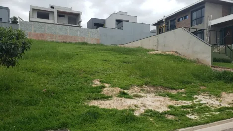 Terreno em Condomínio Fechado - 510,48m² no Urbanova