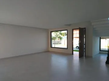 Sobrado em condomínio fechado para venda de 04 Dorm. e 04 Suítes - 307m² no Urbanova