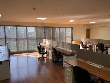 Sala Comercial de 170m² no Jardim São Dimas para venda | Edifício Offices 811 |