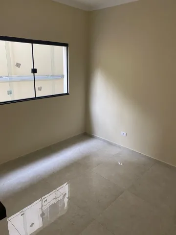 Casa para venda com 03 Dorm. e 01 suíte - 165m² no Jardim das Industrias