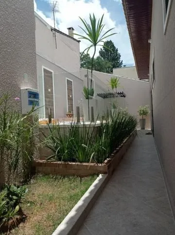 Casa em condomínio fechado para venda de 04 Dorm. e 04 Suítes no Mont Blanc.