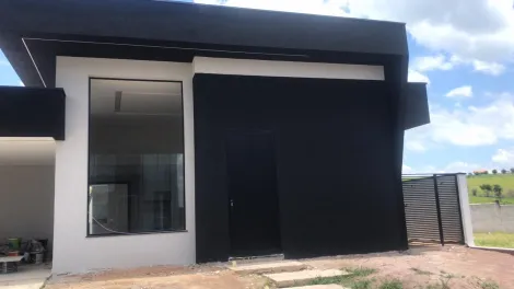 Casa térrea em condomínio fechado para venda com 03 Suítes - 288m² no Urbanova