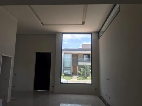 Casa térrea em condomínio fechado para venda com 03 Suítes - 288m² no Urbanova