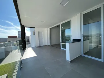 Casa térrea em condomínio para venda com 03 suítes e piscina no Urbanova.