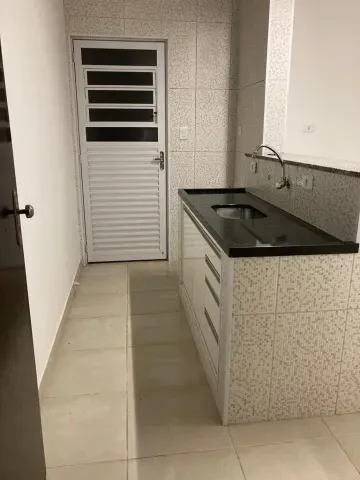 Casa para venda com 03 Dorm. e 01 suíte - 124m² no Jardim das Industrias.