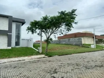 Terreno em condomínio para venda com 540m² em Caçapava.