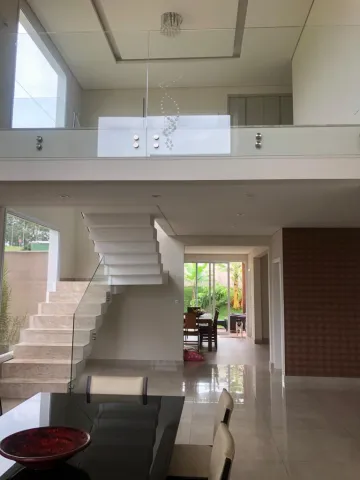 Casa à venda de 320m² | 04 dormitórios, sendo 03 suítes e 04 vagas de garagem | Condomínio Alphaville I - São José dos Campos |