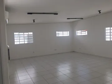 Sala Comercial com 61m² para locação na Vila Ema.