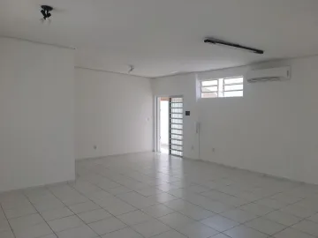 Sala Comercial com 61m² para locação na Vila Ema.