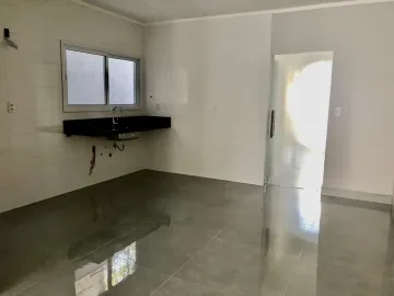 Sobrado à venda de 180m² | 03 dormitórios, sendo todos suítes e 04 vagas de garagem | Monte Castelo - São José dos Campos |