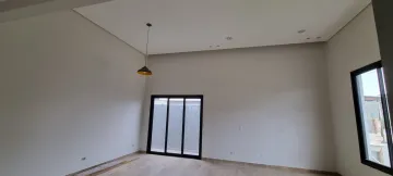 Casa térrea à venda de 162m² | 03 dormitórios, sendo 01 suíte e 02 vagas de garagem | Condomínio Reserva Aruanã - Bairro da Floresta | São José dos Campos |