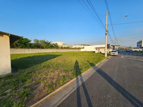 2 Lotes juntos, condomínio fechado, com projeto aprovado