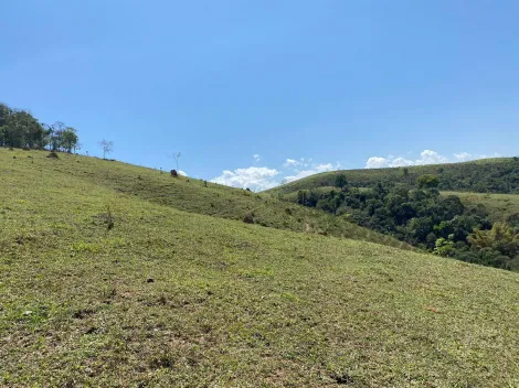 Terreno de 20.000m² no Bairro dos Freitas à Venda.