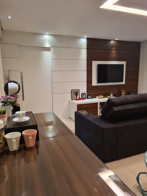 Apartamento à venda com 03 dormitórios e 02 vagas de garagem com 119m² | Condomínio Piaget - Urbanova |