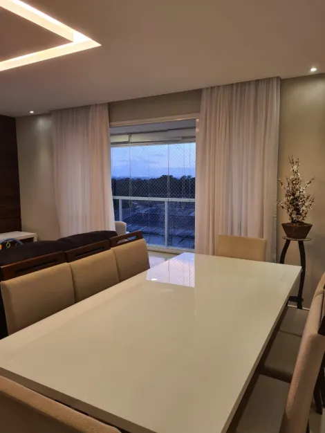 Apartamento à venda com 03 dormitórios e 02 vagas de garagem com 119m² | Condomínio Piaget - Urbanova |