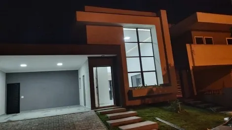 Casa de 300m² à venda em Caçapava à Venda com 3 dorms sendo 1 suíte | Residencial Terras do Vale