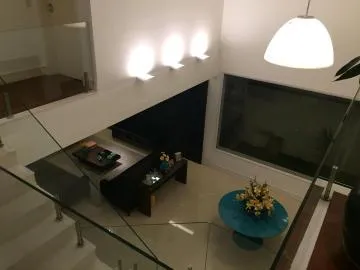 CASA EM CONDOMÍNIO À VENDA - URBANOVA - 450 M²