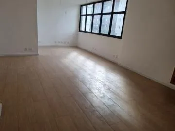 Sala comercial com 38 m2 no Centro de São José dos Campos