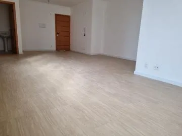 Sala comercial com 38 m2 no Centro de São José dos Campos