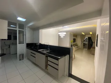 Apartamento mobiliado à venda c/ 115 m², 03 Dorm(01 suíte) na Vila Ema