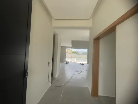 Sobrado à venda de 400m² | 05 dormitórios, sendo todos suítes e 04 vagas de garagem | Cond. Colinas do Paratehy Norte - Urbanova | São José dos Campos |