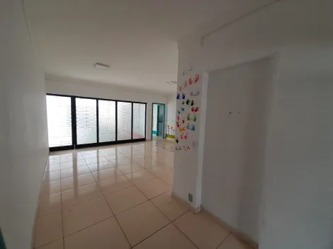 Ponto Comercial à Venda de 327m² | 06 banheiros e 04 vagas de garagens | Avenida Rio Branco -  Jardim Esplanada