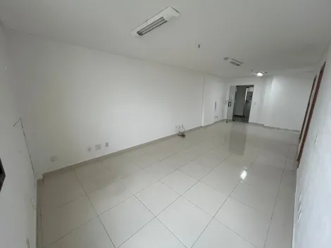 Sala Comercial para Venda e Locação de 43,59m² |02 Banheiros e 01 vaga de garagem | Edifício Osvaldo Cruz - Centro