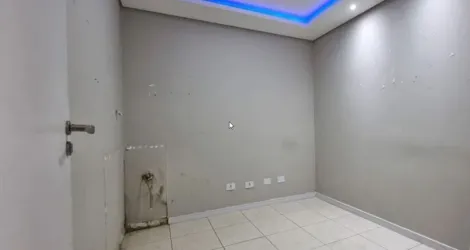 Ponto comercial para locação de 310m² | 03 banheiros e 03 vagas de garagem | Jardim Esplanada II - São José dos Campos |