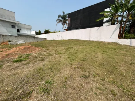 Terreno à venda de 300m² | Condomínio Residencial Terras do Vale - Vila São João | Caçapava |