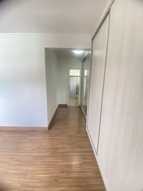 Sobrado à venda de 135m² | 04 dormitórios, sendo 01 suíte e 03 vagas de garagem | Condomínio Home Club Vila Branca - Loteamento Villa Branca | Jacareí