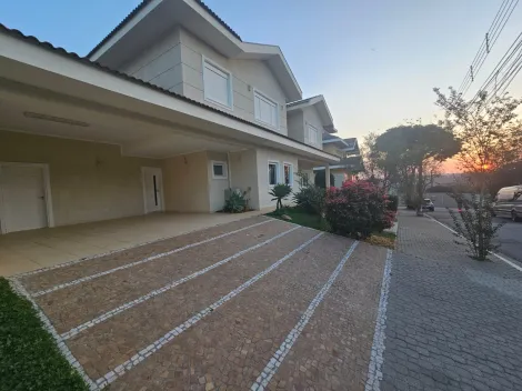 Sobrado para locação de 432m² | 04 dormitórios, sendo 04 suítes e 04 vagas de garagem | Condomínio Sunset Park - Jardim das Colinas | São José dos Campos